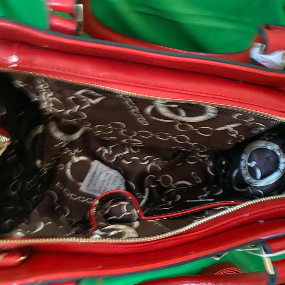 Beautiful Red or Orange Leather purse - Picture 7 of 9